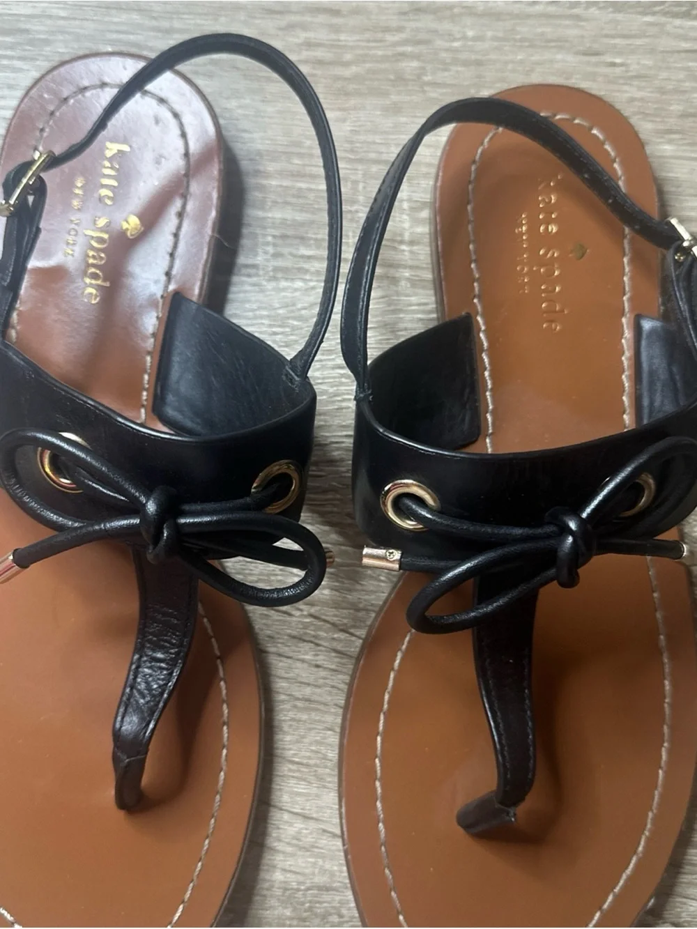 Kate Spade Black Leather T Strap Bow Carolina Sandals Women's US 8 M Thong